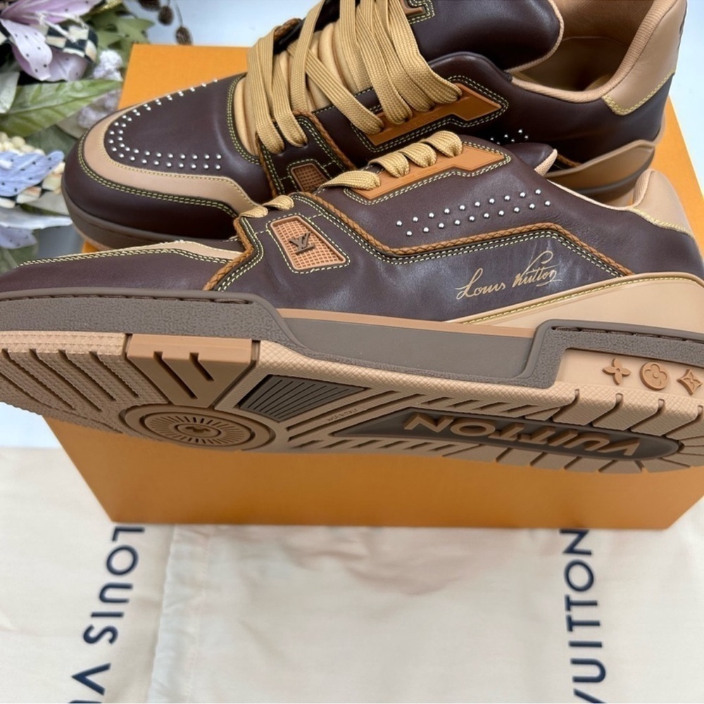 Men’s Louis Vuitton trainer sneaker size 11 fits 13 US made in Italy.RARE FIND! - Picture 8 of 11